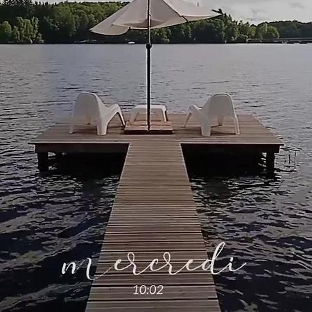 Ma Cabane Au Bord Du Lac 누빅 외부 사진